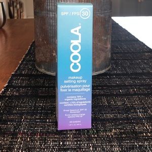 NIB:Coola make up setting spray with SPF.